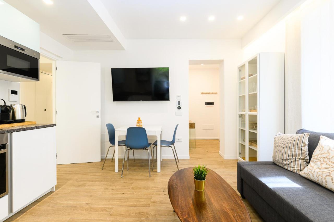 Modern & Elegant By Ndp Rent Apartment โรม ภายนอก รูปภาพ