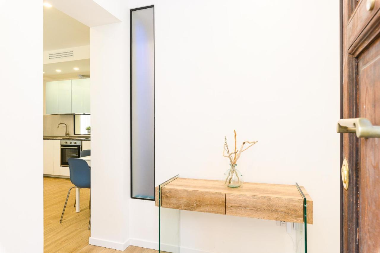 Modern & Elegant By Ndp Rent Apartment โรม ภายนอก รูปภาพ
