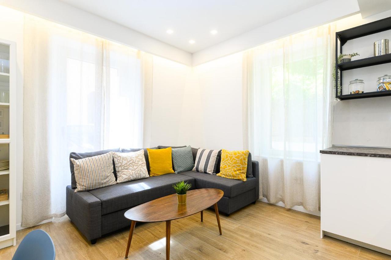 Modern & Elegant By Ndp Rent Apartment โรม ภายนอก รูปภาพ