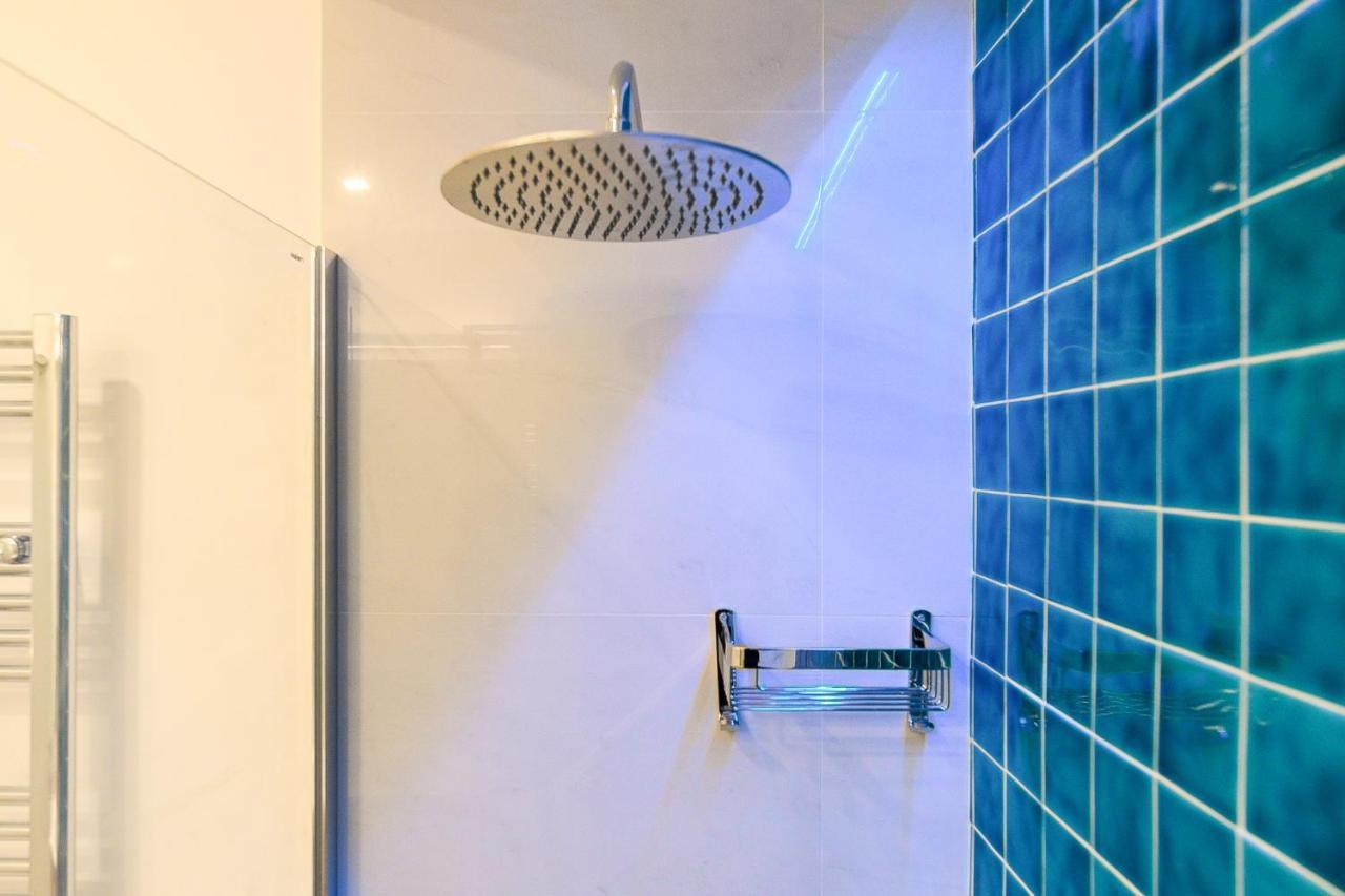 Modern & Elegant By Ndp Rent Apartment โรม ภายนอก รูปภาพ